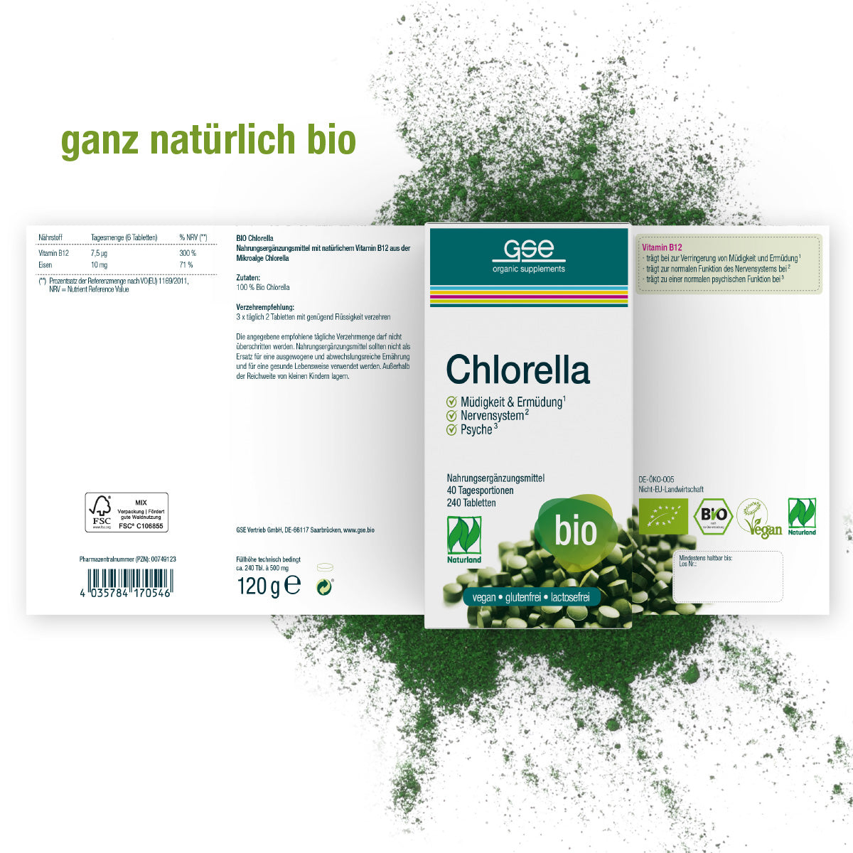 Naturland Bio Chlorella (Tabletten) von gse.organic.supplements mit grünem Pulver dahinter. Die Etiketten weisen darauf hin, dass es vegan, glutenfrei, laktosefrei, reich an Vitamin B12 ist und Energie und geistige Gesundheit unterstützt.